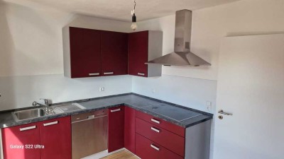 Renovierte 3-Zimmerwohnung mit Küche, Balkone & TG-Stellplatz in Sontheim