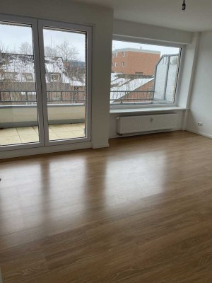 Schöne und neuwertige 2-Zimmer-Wohnung mit EBK in Bad Oldesloe
