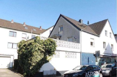 Stilvolles Haus-in-Haus mit 8 Zimmern im schönen Köln-Zündorf