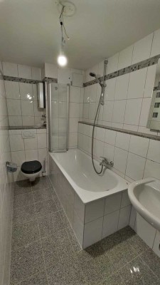 Helle 3-Zimmer Maisonette Wohnung mit Balkon im 4. OG in Aachen-Laurensberg