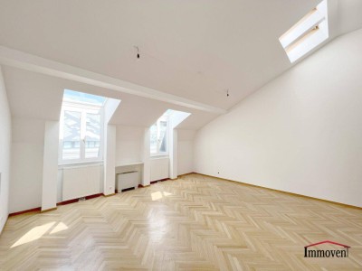 Im Herzen des 1. Wiener Gemeindebezirks - 3-Zimmer-Dachgeschosswohnung mit Klimaanlage und Balkon!