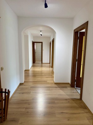 Wohnung in Toplage in Mondsee - Mit Balkon und Bergblick