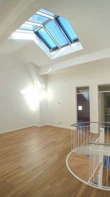 living smart - Großzügige Maisonette-Wohnung mit 3,5-Zimmern und neuer Einbauküche