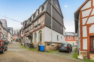 ��LEERSTEHENDES HAUS /2-3 Wohnungen/ Geschäft (Vermietung/Umwandlung möglich)/2040 EURO Kaltmiete