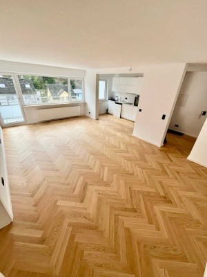 Stilvolle 2-Zimmer-Wohnung mit Balkon, neuwertiger EBK & Stellplatz – Wiesbaden-Rambach