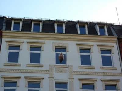 Helle 3-Raum Wohnung mit 86 m2 Wohnfläche im zentraler Lage von Plauen!