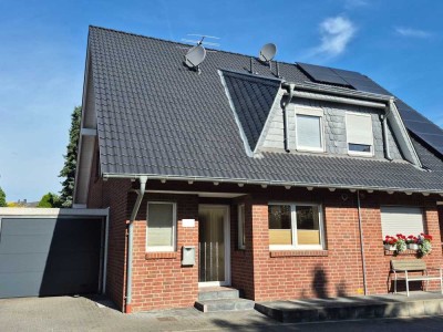 Stilvolles Wohnen in Top-Lage – wunderschönes Einfamilienhaus mit Gartenidylle