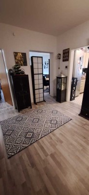 Helle, moderne und gepflegte 3 Zi Whg. in Schnait. Traumaussicht und gr. Balkon
