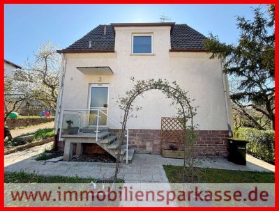 Ihr neues Familiendomizil mit großem Garten wartet auf Sie!