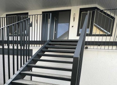 Sanierte Wohnung mit 3,5 Zimmern, EBK und Balkon in Wanne - Bretten