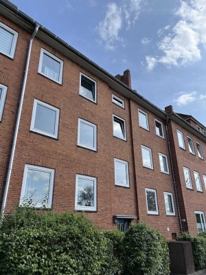 2,5 Zimmer für Selbstrenovierer in FH-Nähe frei