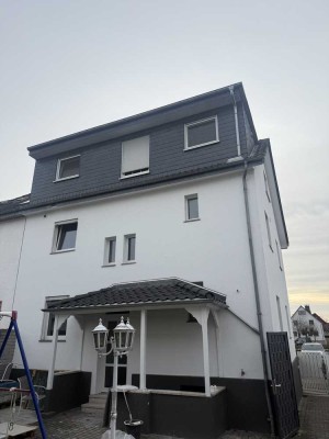 3-Zimmer-Wohnung – Neu modernisiert