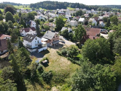 Großzügiges Ein-/Zweifamilienhaus mit einer weiteren Entwicklungsfläche und viel Potential in Langen