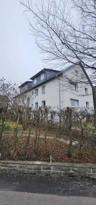 3 Zimmerwohnung mit Balkon, Veranda und Garage