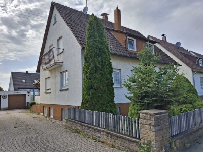 Einfamilienhaus auf großzügigem Grundstück