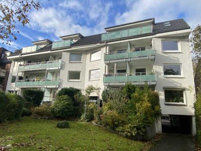 Frei: Helle 3-Zimmer-Wohnung mit Balkon und Garage