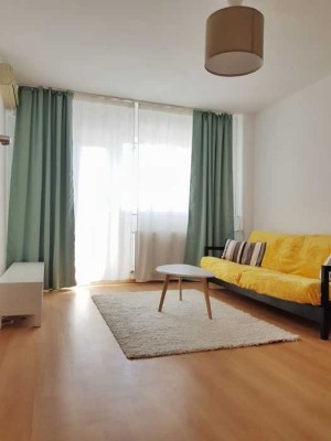 Attraktive und gepflegte 2-Zimmer-Wohnung mit Balkon und Einbauküche in Köthen (Anhalt)
