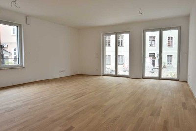 Wunderschöne 3-Zimmer-EG-Wohnung mit Terrasse und Einbauküche!