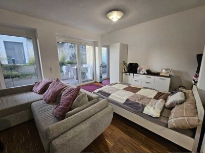 Modernes 1-Zimmer-Apartment mit EBK und Terrasse in ruhiger Lage