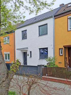 Modernes 3-Zimmer-Haus mit EBK in Mariendorf