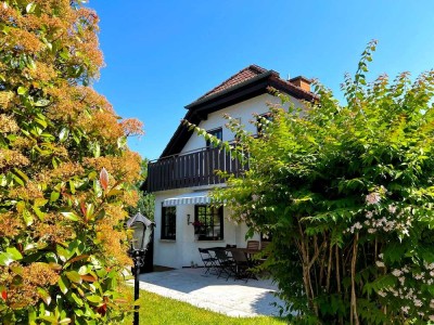 Schönes Einfamilienhaus mit tollem Garten in ruhiger Wohnlage von Königstein i.Ts.