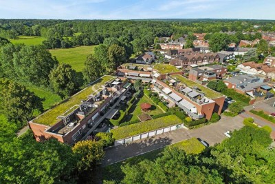Vier-Zimmer-Wohnung mit Garage, großem Balkon und modernisiertem Bad in ruhiger Siedlung