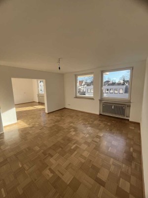 Modernisierte 3-Zimmer-Wohnung mit Balkon in Schwabmünchen