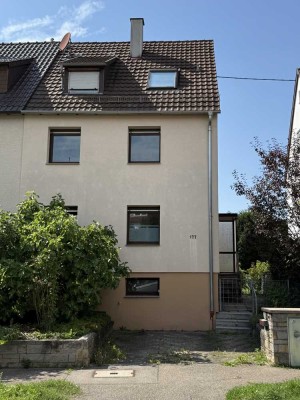 1-2 Fam. Haus mit großem Garten und Stellplatz in guter Lage
