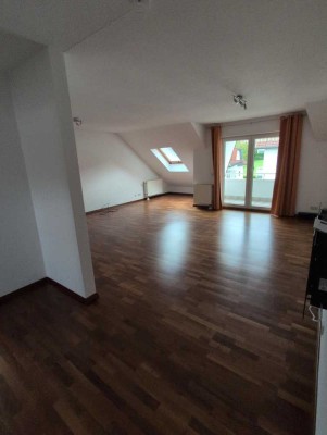 Helle 2-Zimmer Dachgeschosswohnung in schöner Lage Bad Soden-Salmünster nähe Therme