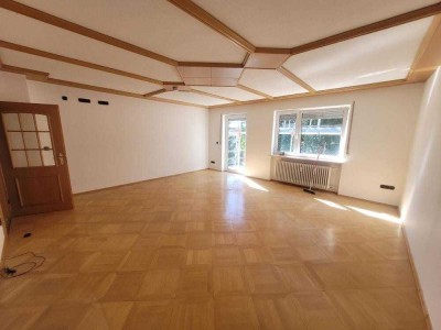 Großzügig im 2. OG, ruhig gelegen, mit West-Balkon