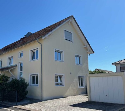 Familienfreundliche DHH mit 150 m² Wohnfläche - provisionsfrei