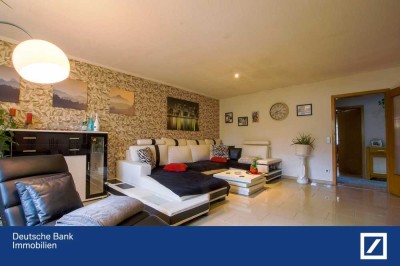 Großzügige Erdgeschosswohnung mit Garten und Dachboden