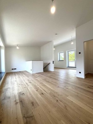 Neubau/Fertiggestellt: Familienwohnung über zwei Etagen!