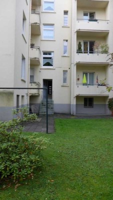 Gemütliche 2 Zimmer-Wohnung, 63 qm, Balkon, große Küche, Diele, Bad, Ecke Wittener/Lindenhauser Str.