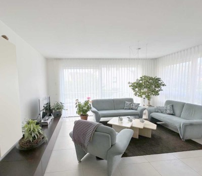 moderne, vermietete 2-3 -Zi.-Wohnung mit Balkon + Aufzug in Stuttgart-Sillenbuch