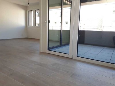 Neuwertige 2-Zimmer-Wohnung mit Einbauküche, Balkon und TG-Stellplatz in Winnenden