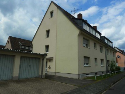 ***Großzügige, freundliche Dachgeschoßwohnung in zentraler Lage***