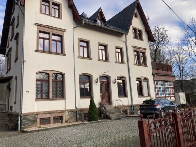 Große Wohnung in Villa in Chemnitz- Helbersdorf