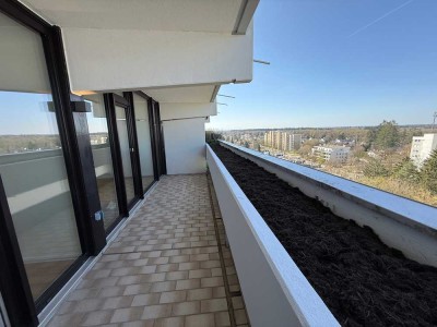 TOP Preis für vollsanierte exkl. 3-Zi.-ETW im 10.OG mit spektakulärer Aussicht und TG-Ohne Provision