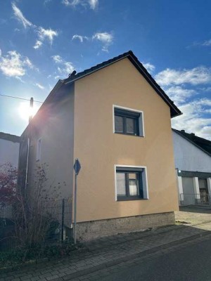 Sanierungsobjekt mit Potenzial – Einfamilienhaus im Rohbauzustand in ruhiger Lage- Bad Münstereifel