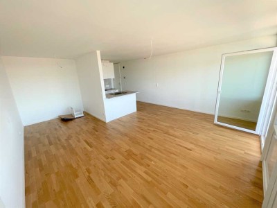 Raffinierte 1,5 Zimmer SCHWABING FERNBLICK PERFEKT SANIERT FREI
