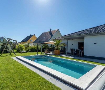 Leiwen Moselzauber: Ein Bungalow in malerischer Landschaft und reizvoller Lage entlang der Mosel