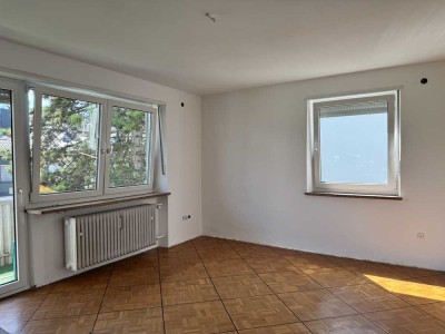3-Zimmer-Wohnung mit Balkon und Badewanne