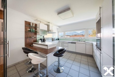 4-Zimmer-Wohnung mit Loggia und großzügiger Dachterrasse