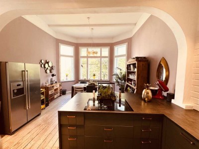 Neusanierte 145qm  3- Zimmer Wohnung mit Terrasse auf Wunsch möbliert
