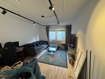 Frisch renovierte 3-Zimmer-Wohnung mit Balkon in bester Nordendlage