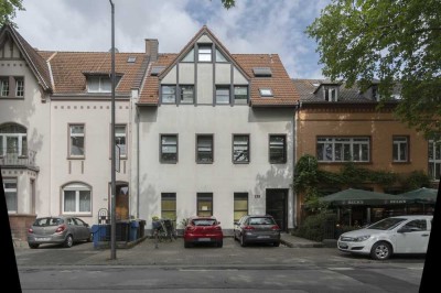 Teileigentum in der Nähe vom Stadtwald auf einer ruhigen Alleenstraße mit Stellplatz