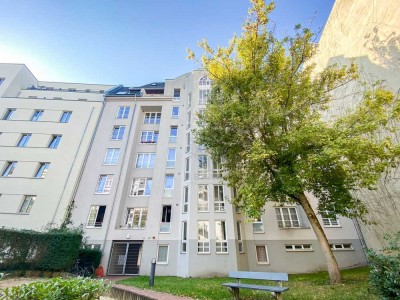 CHARMANTE 3-ZIMMER WOHNUNG MIT BALKON IN BERLIN-STEGLITZ I PROVISIONSFREI!