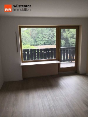 Günstige Gelegenheit! Großzügige 5 Zimmer-ETW in Suzbach-Rosenberg