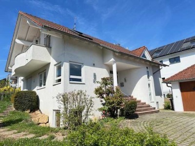 Großzügiges freistehendes Einfamilienhaus mit Garten in Top-Lage!